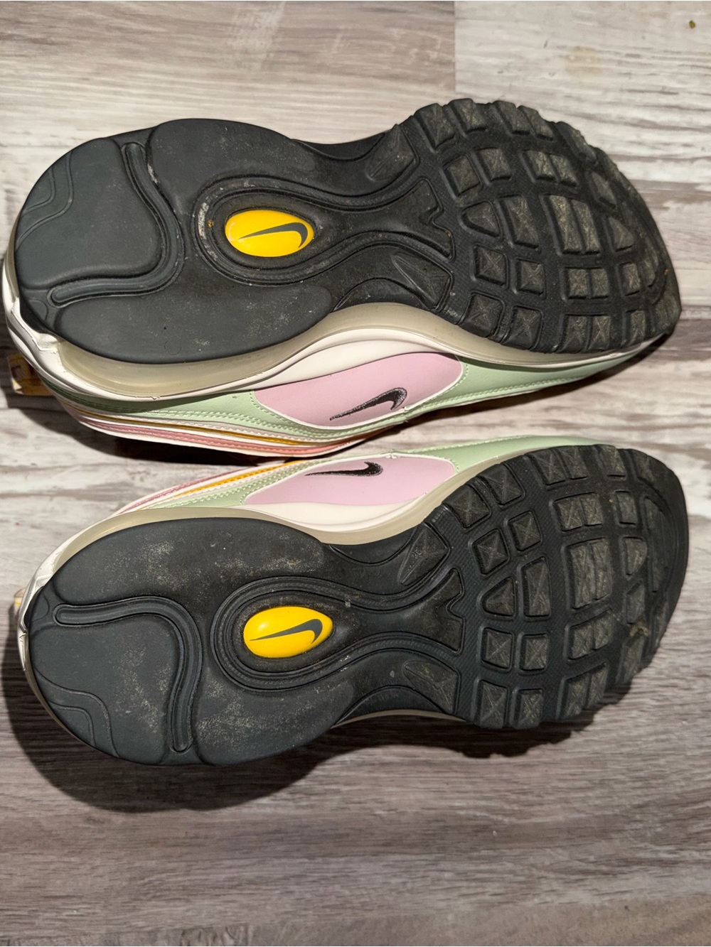 Nike Women’s Air Max 97 Pastel Green with Pink & Yellow Accents - Picture 8 of 8